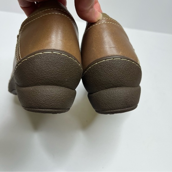 LL Bean Brown Leather Split Toe Wedge Loafer Women's Size 8 - Picture 7 of 14